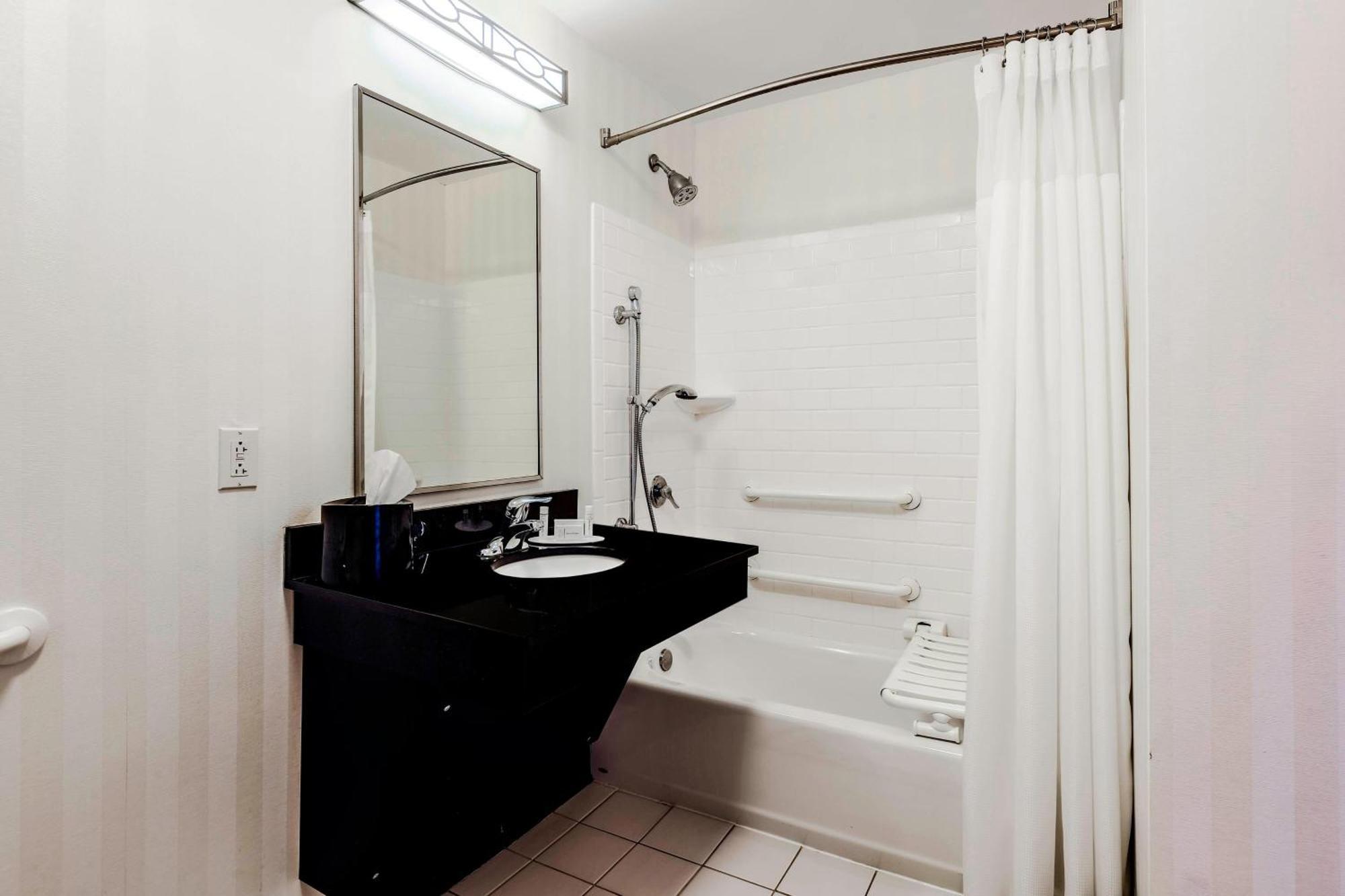Fairfield By Marriott Wilkes-Barre Hotell Exteriör bild